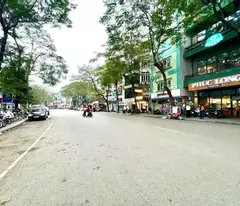 selling a super house on tran dai nghia street with 4 floors and 2 floors