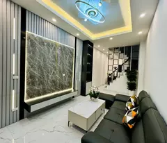 selling a townhouse in giap bat, hoang mai, cars avoid 10m, 30m from the street, 34m2, only 7.35 billion (mtg - ctl)