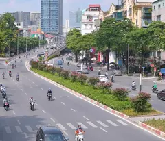 selling a unique house in mp nguyen chi thanh, 8 floors x 120m2, sitting without collecting a few hundred million/month.