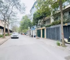 selling adjacent to resco co nhue urban area - bac tu liem, 81m2 mt6m investment price 26.9 billion
