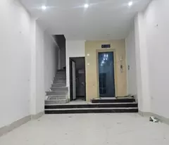 selling ao sen house, business alley, car parking, 6 elevator floors, 40m2, more than 15 billion