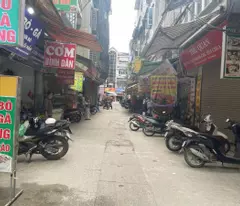 selling aon lotus townhouse - bustling business, avoid cars - price only 14.8 billion
