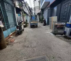 selling au co house, ward 10, tan binh district.