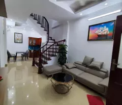 selling bach mai townhouse, hai ba trung, 36m, 5 floors. price: 6.7 billion