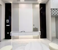selling brand new cu khoi long bien house with beautiful furniture 33m 5 floors only 5.x billion