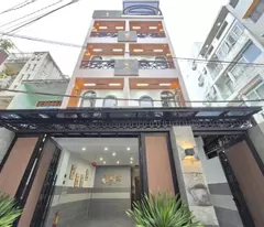 selling building 15 chdv central district 10, with elevator, cash flow 130 million/month, only 23 billion