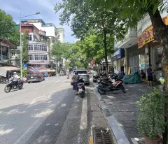 selling building facing tue tinh street - 140m² - 8 elevator floors - super frontage of 7.3m - price only 125 billion