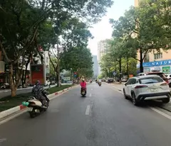 selling building on tran dang ninh street, cau giay - 109m² x 9 floors - cash flow 150m/th - 88 billion