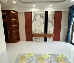 selling business front house in di an binh duong