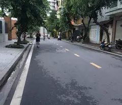 selling business house - division - sidewalk - 61 hoang cau - dong da - area 50m x mt 4.5m x 5 floors - 18 billion tl