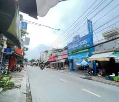 selling business market right at nguyen van qua market district 12, 52m2 about 8 billion
