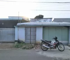 selling c4 house in residential area, dat do town, dat do district.
