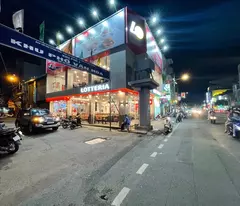 selling car front house in duong ba trac, 4m x 4 floors, only 6 billion