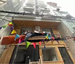 selling cash flow house on quan nhan street, area 100m2, built 8 floors, 30 rooms, price 30 billion