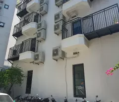 selling ccmn building right huynh thuc khang, fort lang, dong da, car, 61m2, 8 full floors, 18.x billion