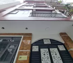 selling ccmn doi can, ba dinh. 101m2 7 floors mt 7m price 23 billion - cash flow 130m/month - 2 moments - full