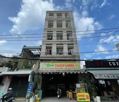 selling chdv basement building with 5 floors on main road, income 100 million/month
