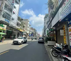 selling chdv binh thanh 5 floors, 9 rooms, 50 million/month (4x17m) adjacent to district 1, only 12.5 billion, remaining tl