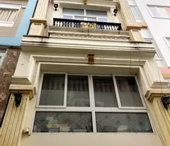 selling chdv building 5 floors (4 x 18) 14 rooms, salary 420 million/year, close to pham van dong front