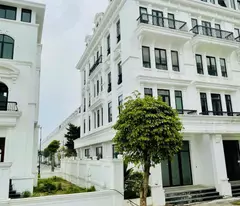 selling corner apartment of louis city hoang mai project