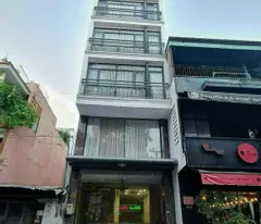 selling corner building with 2 frontages on cach mang thang 8 - area: 6x22m - 7 floors - contract: 100 million/month - 30.8 billion tl