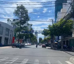 selling corner house with 2 fronts on yersin street - phuong sai ward - khanh hoa province - area: 41m2 wide 5m - contact: