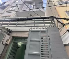 selling corner house with 3 frontages in hoa hung alley, district 10, only 7.x billion!