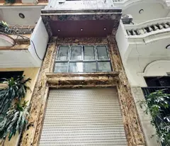 selling distribution house tran quoc hoan, cau giay - 40m² x 7t elevator - mt 4m - avoid cars - business -