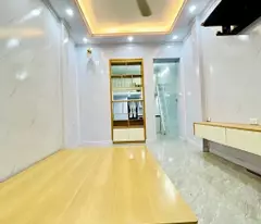selling dormitory house at e institute, 1st floor, ceiling, 50m 2.98 billion, 10m car to avoid 2 sides of alley