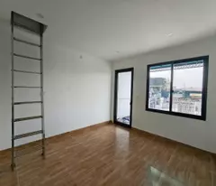 selling extremely rare mini apartment construction site near nga tu so intersection for only 4.95 billion.