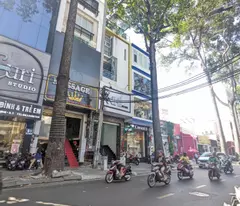 selling frontage of district 1 sieu vip, 12x17m 200m2 5 floors, right in ben thanh, only 132 billion