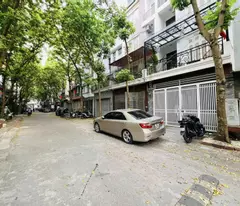 selling golden piece of land in sa la, ha dong - 276m - mt 11m - building a classy office and ks building - only 36.8 billion