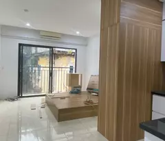 selling group house 8/3 - hai ba trung, 70m2 only 2 billion!