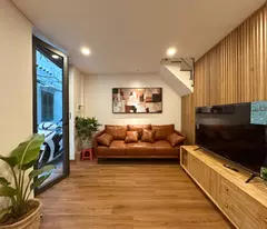 selling hoang hoa tham house 4 floors 3 bedrooms, small villa area 3 billion