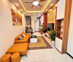 selling hoang hoa tham townhouse, ba dinh, residential construction, high-class area, 32m, 5 floors, 8.6 billion