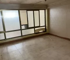 selling hoang mai house for 6.5 billion, area 30m2, 5 floors, 4m frontage