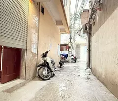 selling hoang mai townhouse, hoang mai, car, near den lu lake, 21m2, 6.95 billion