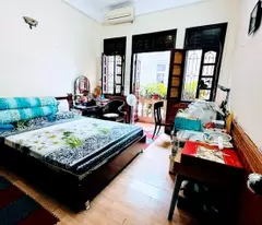 selling hong tien townhouse 55m2, 4m area, 4 floors, asking price 6.85 billion.