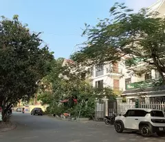 selling house divided into thach ban ministry of national defense lot, 96m2, 7.7m square meter, sidewalk, 17.8 billion 0372311369