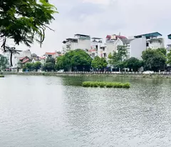 selling house facing bo de lake, area 226m, frontage 12m, 2 airy, full residential area