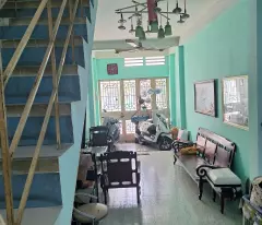 selling house for 9 billion 500 million, negotiable