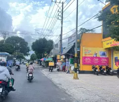 selling house frontage 20x31m for 25 billion le van khuong street