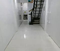 selling house hxh, 3/2 street, ward 14, district 10, 2 floors, 18m2, fully recognized.