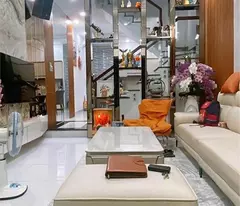 selling house hxh district 10, 35m2, near thanh thai, price 5.x billion tl