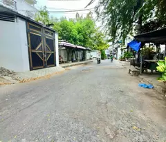 selling house with 2 frontages on do doc long - 80m2 - 4m*20m - only 7.3 billion