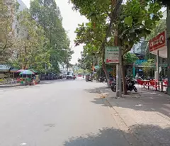 selling house with frontage on pham nhu tang, free furniture, 6x18 only 23 billion 5