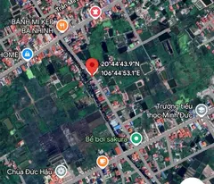 selling kenh kenh house on a shallow lane near the street. private yard