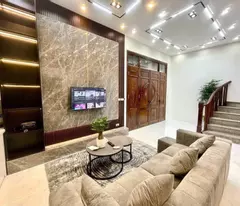 selling khuc thua du subdivision house, 10m to the street, car parking, vip business, 55m2x5t, price 11 billion 0969945393