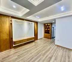 selling khuong dinh house 55m², 6 floors, 4.5m area, elevator, garden villa view, near car - 13.5 billion