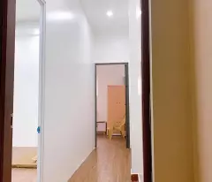 selling land and giving away a house right on ly bon street, the most beautiful area in the center of thai binh city